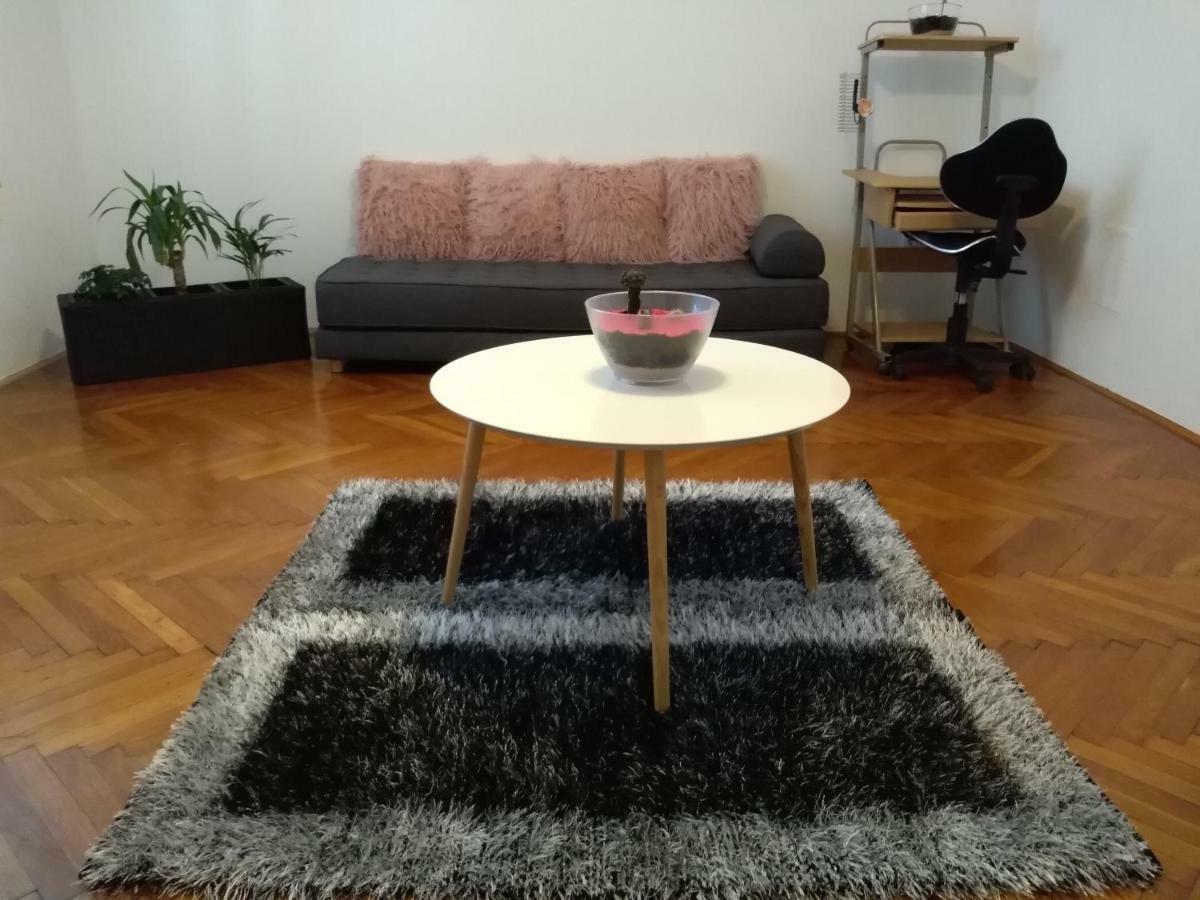 Apartment Giardino Rijeka Luaran gambar