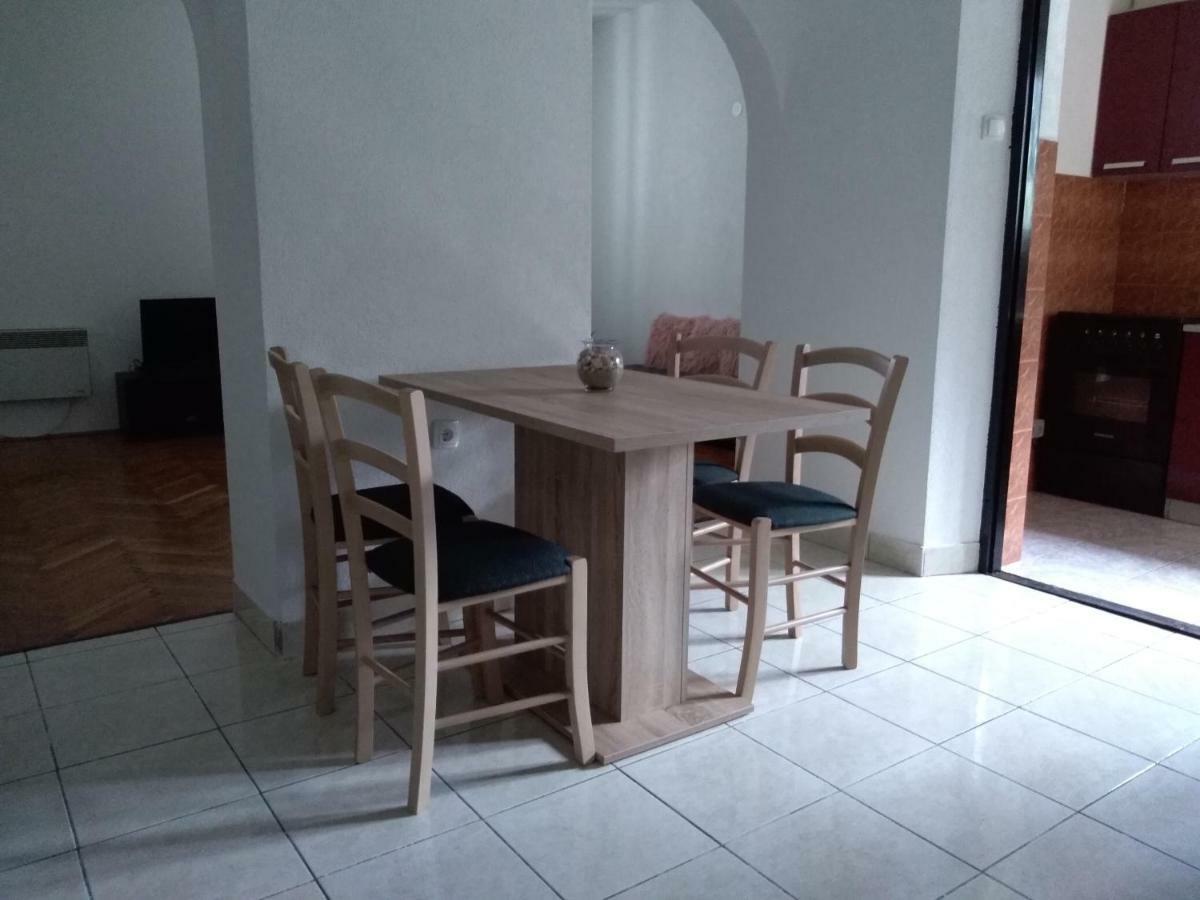 Apartment Giardino Rijeka Luaran gambar